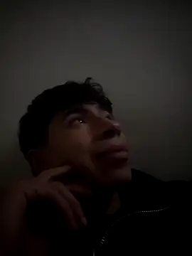 Snapshot of Rolito69 chatting on September 17, 2025, 4:03 am Rolito69 online show from September 17, 2025, 4:03 am