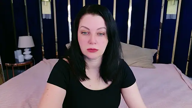 Snapshot of Nina_Stane chatting on May 4, 2026, 5:55 am Nina Stane online show from May 4, 2026, 5:55 am