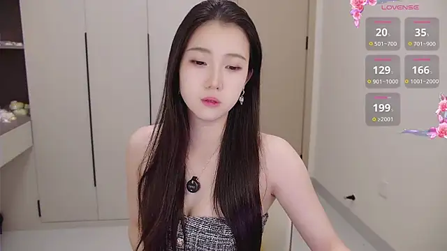 seoYuki online show from September 19, 2025, 1:59 pm