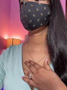 Snapshot of Neha18 chatting on May 3, 2026, 9:25 am Neha18 online show from May 3, 2026, 9:25 am