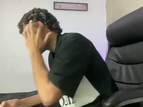 Snapshot of freyva chatting on March 9, 2026, 9:02 am freyva online show from March 9, 2026, 9:02 am