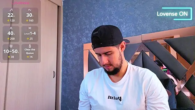 Snapshot of ryan_evanss chatting on November 10, 2025, 11:59 am ryan evanss online show from November 10, 2025, 11:59 am