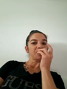 Snapshot of alinaalinutzq chatting on September 24, 2025, 11:50 am alinaalinutzq online show from September 24, 2025, 11:50 am