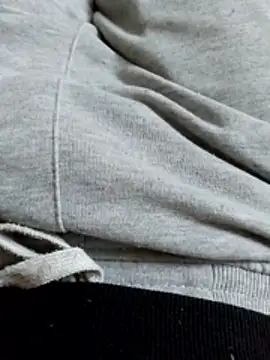 Snapshot of bbbvhhn chatting on November 16, 2025, 12:59 am bbbvhhn online show from November 16, 2025, 12:59 am