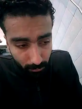 Snapshot of bbbvhhn chatting on December 17, 2025, 5:51 pm bbbvhhn online show from December 17, 2025, 5:51 pm