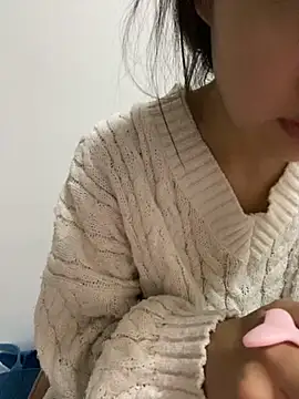 MengMeng0515 online show from November 18, 2025, 11:35 am