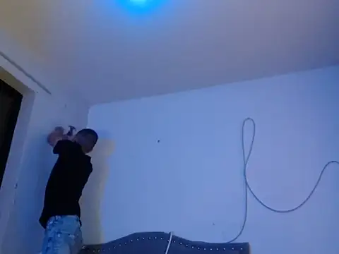 xalejo max online show from September 15, 2025, 5:24 pm