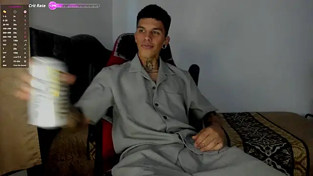 Snapshot of Savajelust chatting on November 12, 2025, 5:50 pm Savajelust online show from November 12, 2025, 5:50 pm