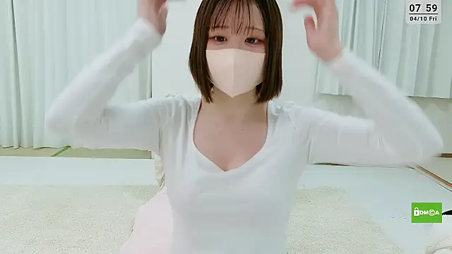 -nene-chan online show from April 9, 2026, 11:00 pm