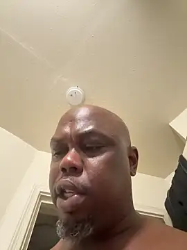 Snapshot of devon3421 chatting on January 17, 2026, 7:23 am devon3421 online show from January 17, 2026, 7:23 am