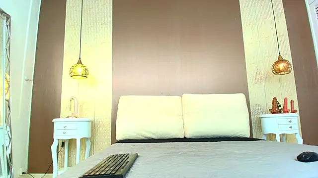 Snapshot of Tiifany_Baker chatting on October 22, 2025, 7:46 pm Tiifany Baker online show from October 22, 2025, 7:46 pm