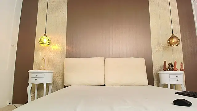 Snapshot of Tiifany_Baker chatting on November 25, 2025, 7:47 pm Tiifany Baker online show from November 25, 2025, 7:47 pm