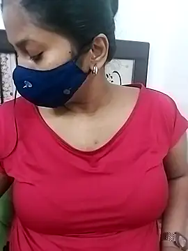 Snapshot of Shy_Peehu chatting on March 21, 2026, 6:34 pm Shy Peehu online show from March 21, 2026, 6:34 pm