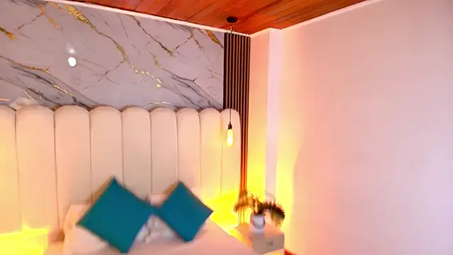 candyclair1 online show from January 5, 2026, 8:12 pm