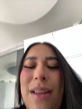 Snapshot of Zoey_thompson chatting on September 13, 2025, 7:25 pm Zoey thompson online show from September 13, 2025, 7:25 pm