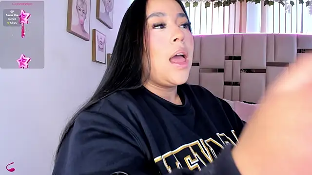 Snapshot of Zoey_thompson chatting on November 23, 2025, 2:16 pm Zoey thompson online show from November 23, 2025, 2:16 pm