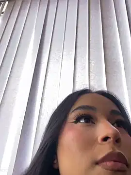 Snapshot of Zoey_thompson chatting on September 30, 2025, 4:46 pm Zoey thompson online show from September 30, 2025, 4:46 pm