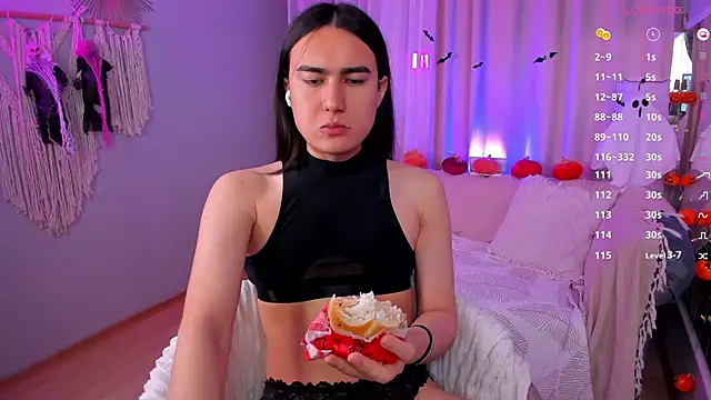 HeyAlena online show from October 19, 2025, 7:22 am