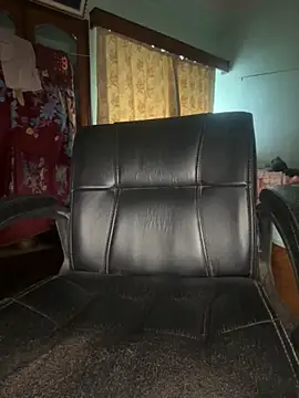 moonworshiper online show from September 19, 2025, 6:17 am