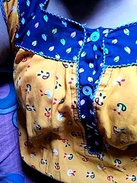 Snapshot of Mon-Shot9 chatting on September 23, 2025, 11:17 am Mon-Shot9 online show from September 23, 2025, 11:17 am