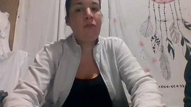 Manon11100 online show from December 17, 2025, 1:38 pm