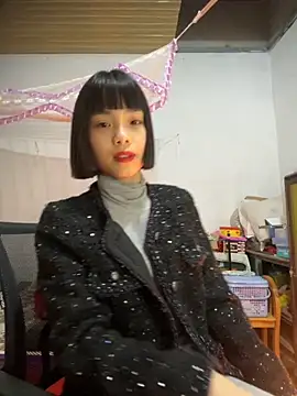 Snapshot of andymi1 chatting on November 28, 2025, 2:12 am andymi1 online show from November 28, 2025, 2:12 am