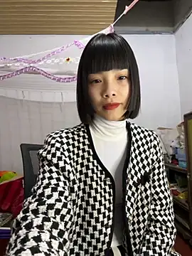 Snapshot of andymi1 chatting on November 14, 2025, 7:56 am andymi1 online show from November 14, 2025, 7:56 am