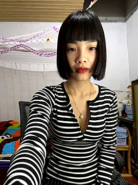 Snapshot of andymi1 chatting on November 7, 2025, 1:10 am andymi1 online show from November 7, 2025, 1:10 am