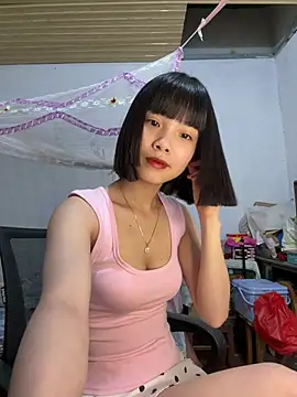 andymi1 online show from April 18, 2026, 2:14 am