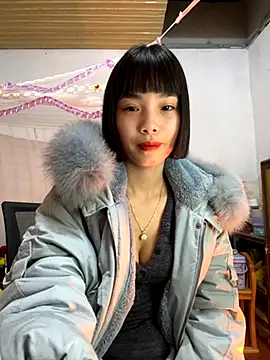 Snapshot of andymi1 chatting on November 30, 2025, 2:56 am andymi1 online show from November 30, 2025, 2:56 am