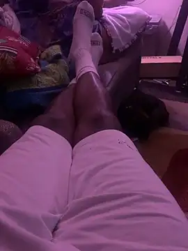 Snapshot of SirStrokesAllot chatting on October 19, 2025, 4:37 am SirStrokesAllot online show from October 19, 2025, 4:37 am