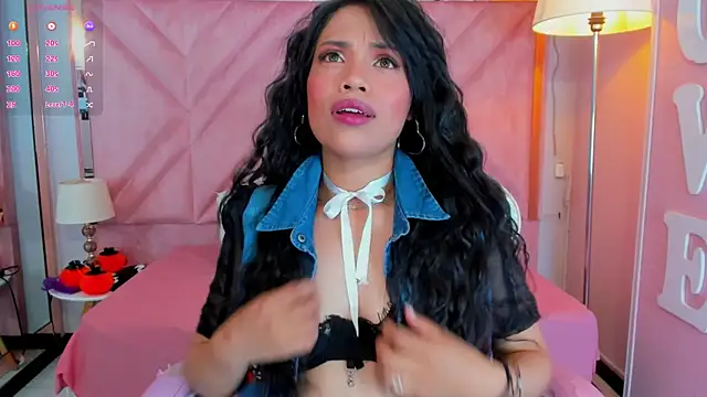 Snapshot of anyjones_ chatting on November 5, 2025, 5:10 am anyjones online show from November 5, 2025, 5:10 am