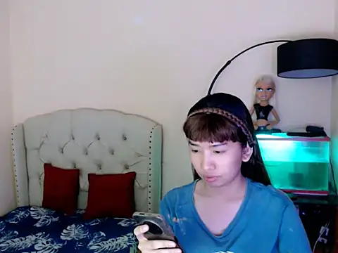 ShantalFoxxy  online show from March 10, 2026, 12:53 pm