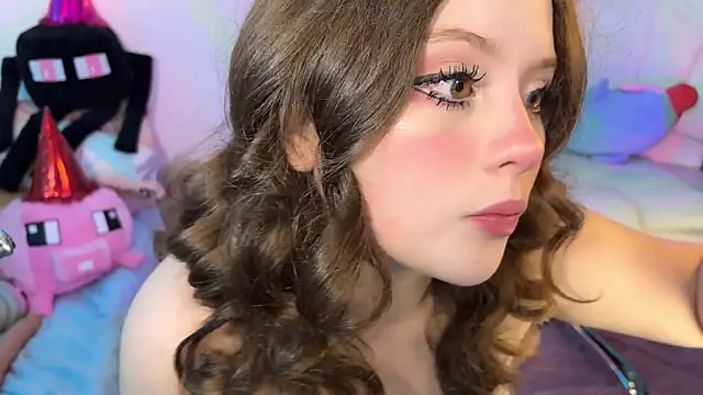 Lil bela online show from March 25, 2026, 12:15 pm