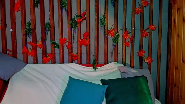 Snapshot of Lori_Williams chatting on November 28, 2025, 1:06 am Lori Williams online show from November 28, 2025, 1:06 am