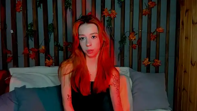 Snapshot of Lori_Williams chatting on December 15, 2025, 1:11 am Lori Williams online show from December 15, 2025, 1:11 am