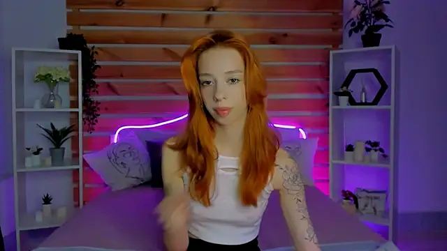 Snapshot of Lori_Williams chatting on November 12, 2025, 12:59 am Lori Williams online show from November 12, 2025, 12:59 am