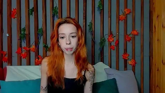 Snapshot of Lori_Williams chatting on December 2, 2025, 1:06 am Lori Williams online show from December 2, 2025, 1:06 am