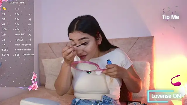 sweet artemiis online show from March 30, 2026, 8:10 pm