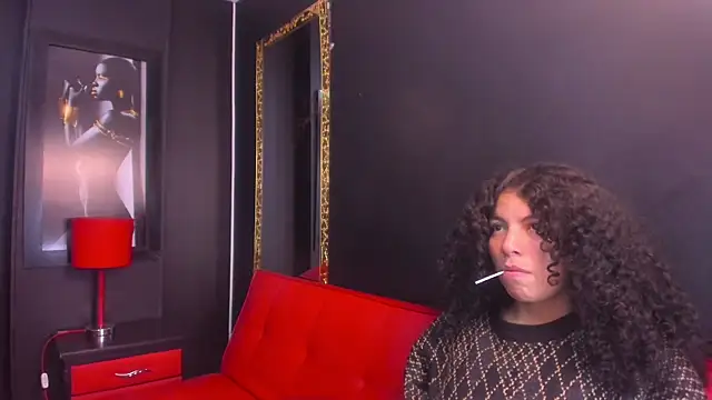 Snapshot of angelita_martins chatting on December 15, 2025, 8:25 pm angelita martins online show from December 15, 2025, 8:25 pm