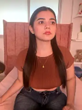 salomecute21 online show from May 10, 2026, 11:14 am
