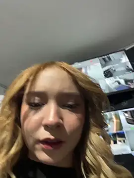 JuliethMoss online show from May 21, 2026, 1:14 am