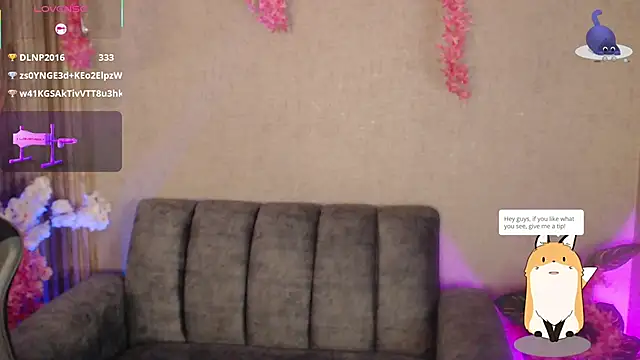 JuliethMoss online show from December 13, 2025, 8:04 pm