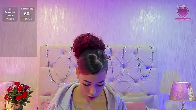 Snapshot of Pamelamiler__ chatting on September 20, 2025, 12:21 pm Pamelamiler online show from September 20, 2025, 12:21 pm