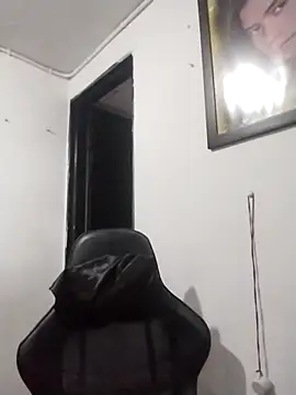 Snapshot of Pamelamiler__ chatting on November 12, 2025, 5:17 pm Pamelamiler online show from November 12, 2025, 5:17 pm