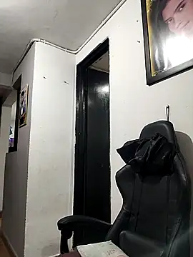 Snapshot of Pamelamiler__ chatting on November 16, 2025, 11:04 am Pamelamiler online show from November 16, 2025, 11:04 am