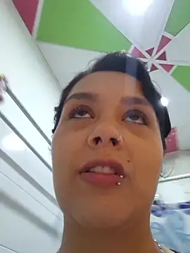 Snapshot of lila_kitty81 chatting on October 25, 2025, 6:52 pm lila kitty81 online show from October 25, 2025, 6:52 pm