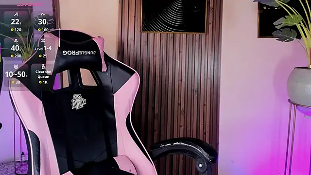 Snapshot of artemish__ chatting on November 28, 2025, 12:38 pm artemish online show from November 28, 2025, 12:38 pm