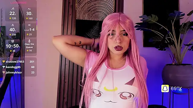 Snapshot of artemish__ chatting on November 22, 2025, 1:10 pm artemish online show from November 22, 2025, 1:10 pm