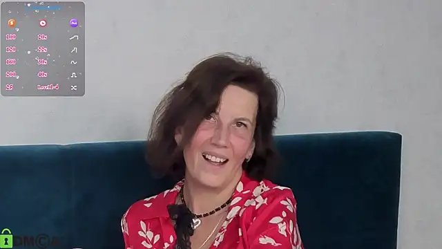 Snapshot of Lia_Reyn chatting on July 16, 2026, 11:40 am Lia Reyn online show from July 16, 2026, 11:40 am